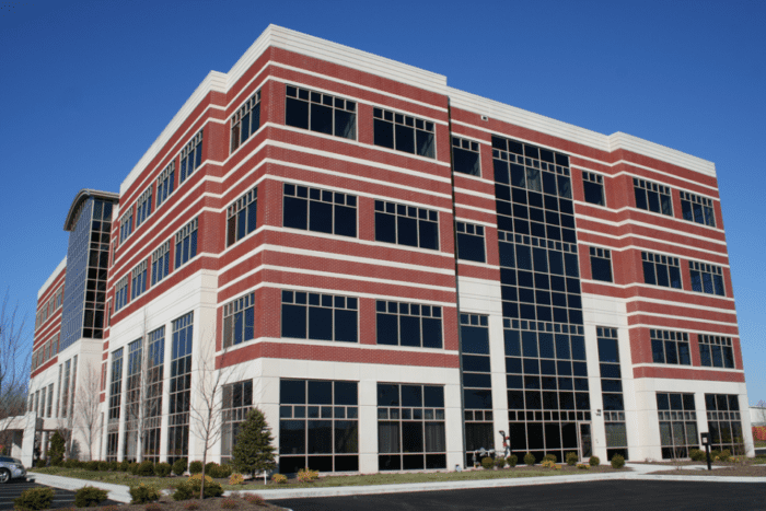 Summitville Thin Brick, red brick building